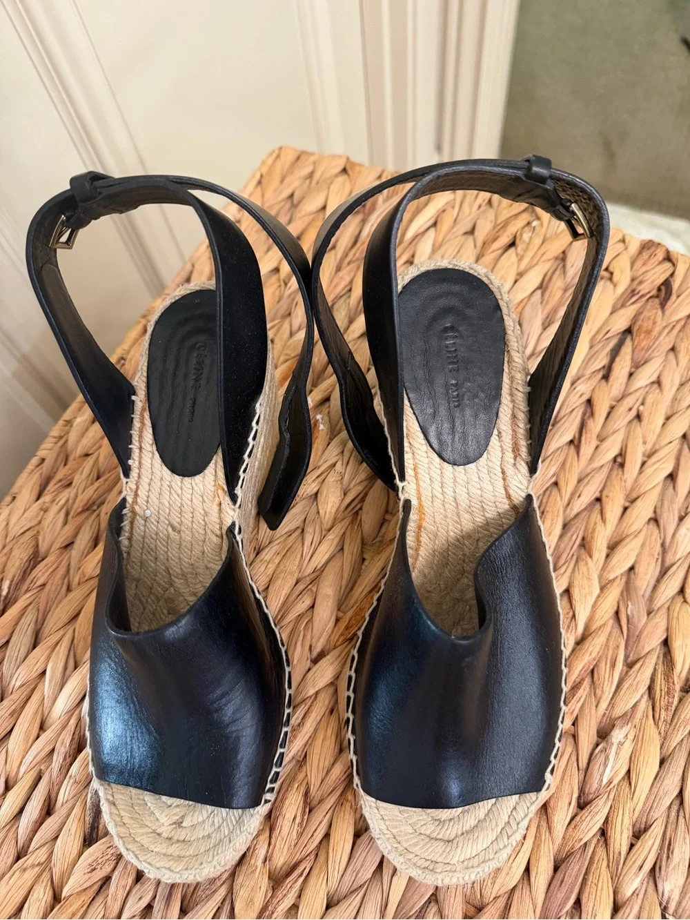 N/A classic black